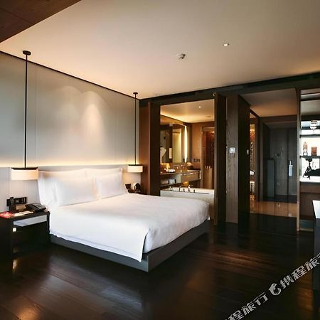 Oct Bay Breeze Hotel Shenzhen Exterior photo